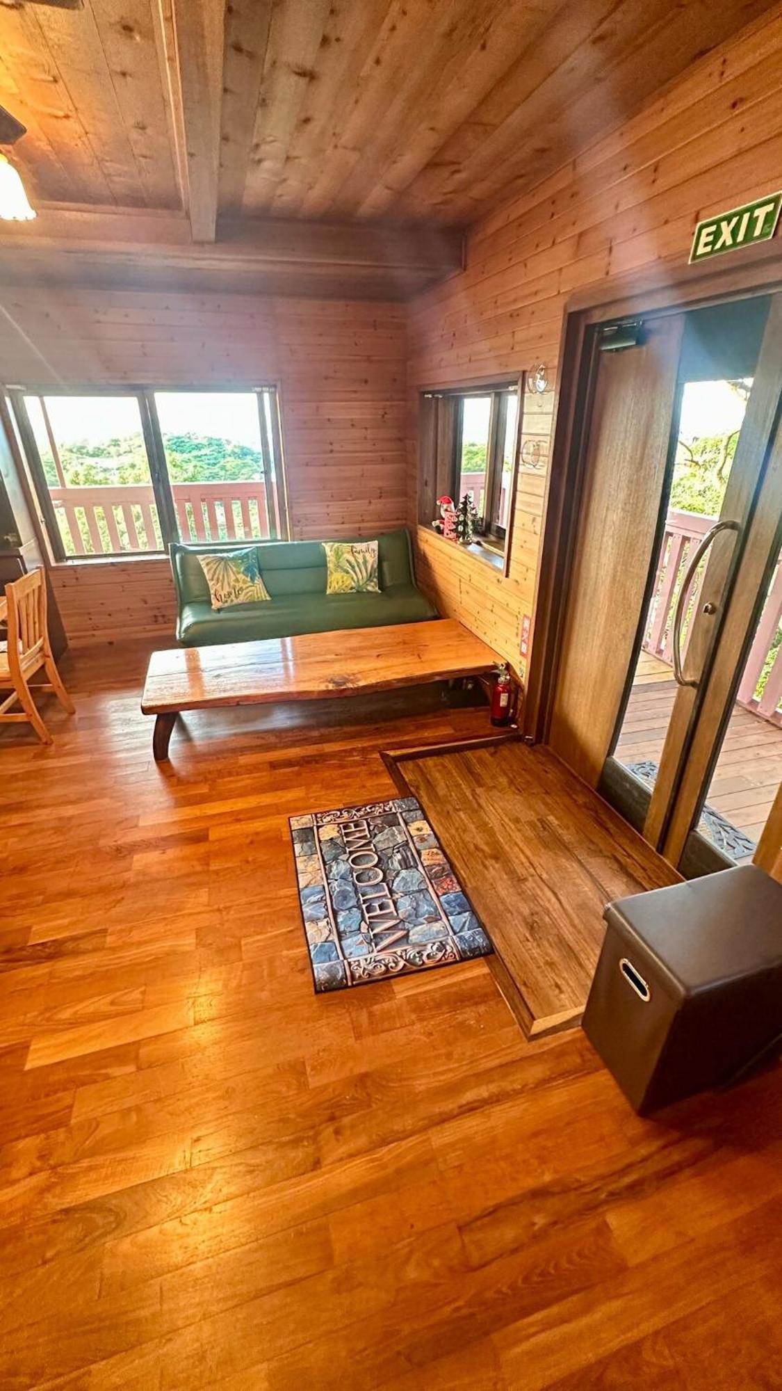 Casablanca Vacation House, 3 Floors, Billiards, Golden View Motobu Exteriör bild